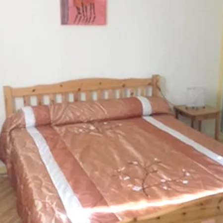 Maison D'une Avec Jardin Clos Et Wifi A *